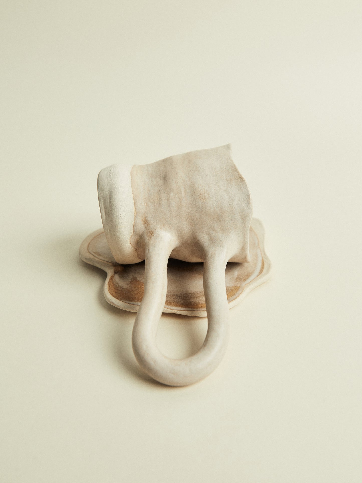 Set de Tazas Asa con Platos